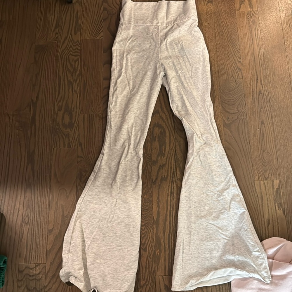 flared edikted leggings, never worn